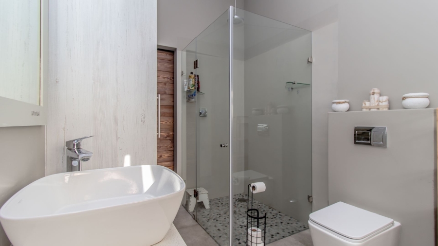 9 Bedroom Property for Sale in Onrus Western Cape